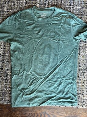 Wool & Prince Signature 160 Crew Neck Tee